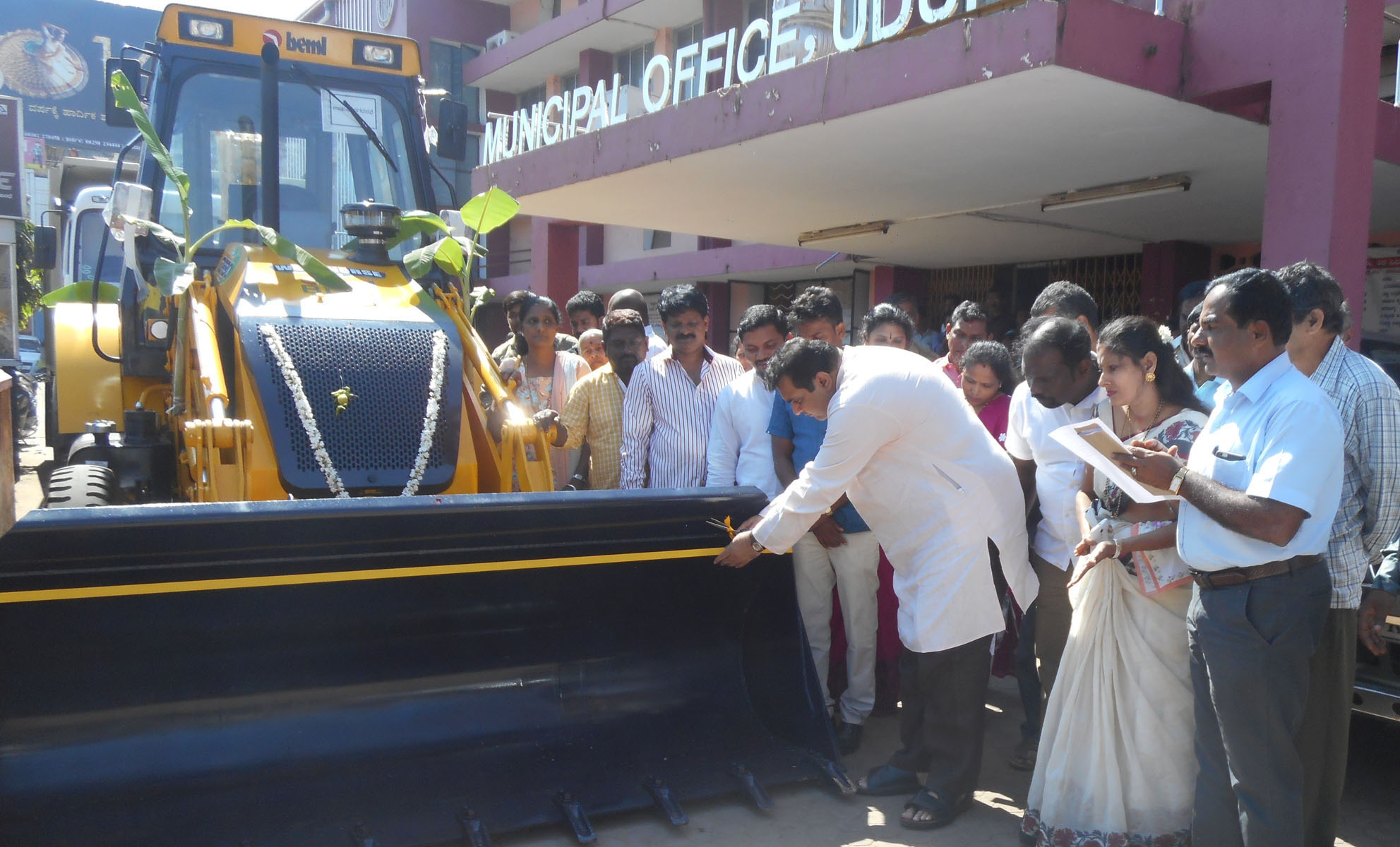 ಉಡುಪಿ ನಗರಸಭೆ ಸೇವೆಗೆ ಎರಡು ಟಿಪ್ಪರ್‌ಗಳ ಸೇರ್ಪಡೆ